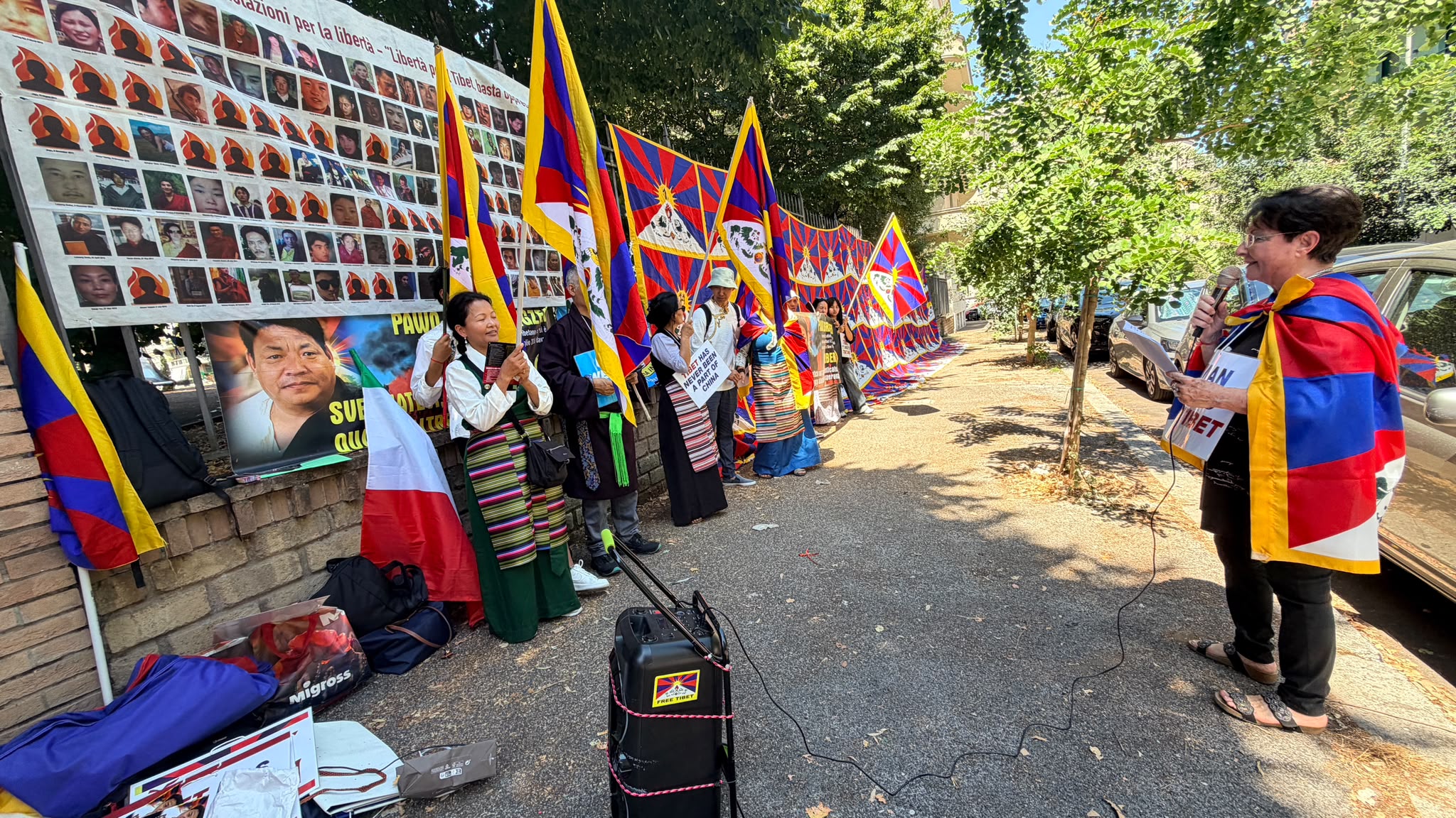 Manifestazione a Roma in memoria di Lobga Rangtsen